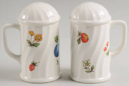 Petite Fruit Salt & Pepper Set