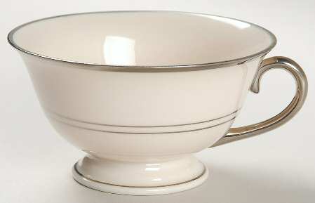 Antoinette Footed Cup