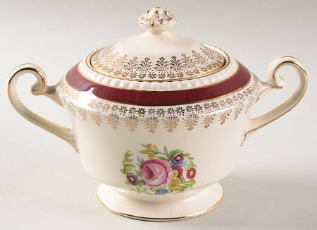 Cardinal Sugar Bowl & Lid