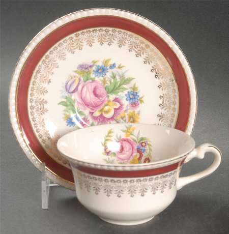 Cardinal Flat Cup & Saucer Set