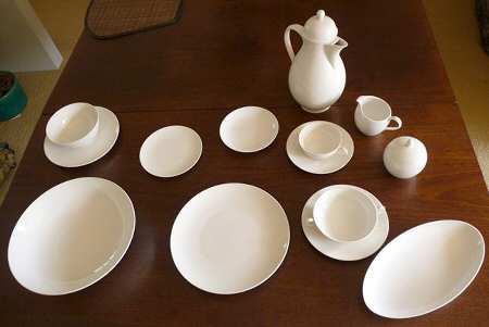 Urbino White Coffee Pot & Lid