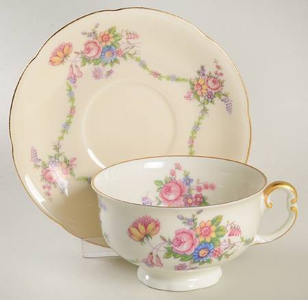 The Kingsford Footed Cup & Saucer Set