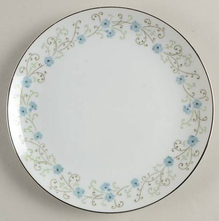 Lucille Salad Plate
