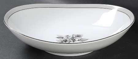 Smokey Rose 9" Oval Vegetable Bowl