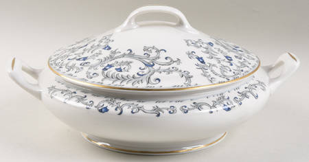 Buckingham Round Covered Vegetable