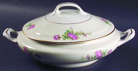 Classic Rose Round Covered Vegetable