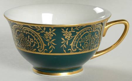 Laurel Magnolia Footed Cup