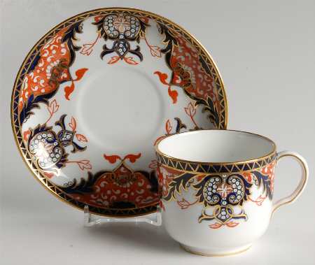 1270 Flat Cup & Saucer Set