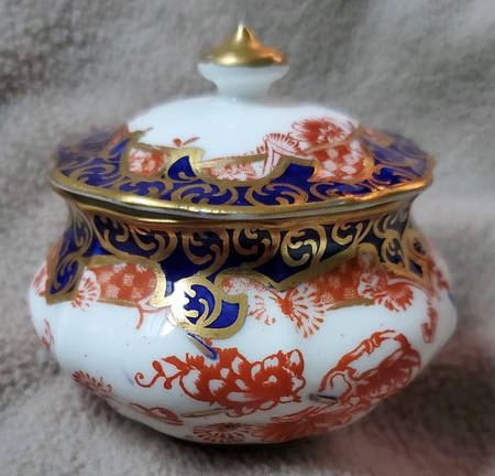2649 Trinket Box & Lid