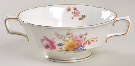 9875 Footed Cream Soup Bowl
