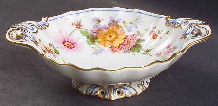 9875 Small Oval Duchess Sweet