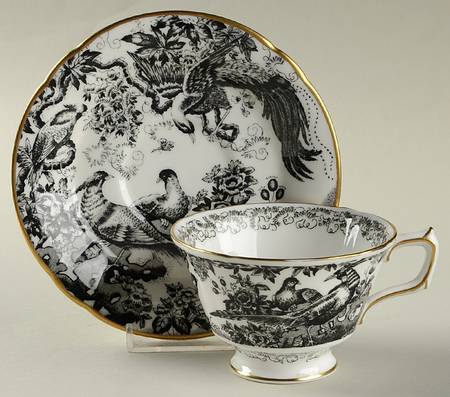 Black Aves (Gold Trim) Footed Cup & Saucer Set