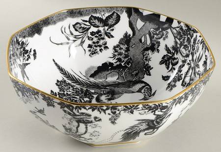Black Aves (Gold Trim) 9" Octagonal Vegetable Bowl