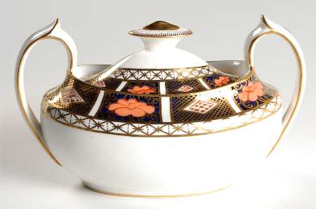 Border Imari Sugar Bowl & Lid