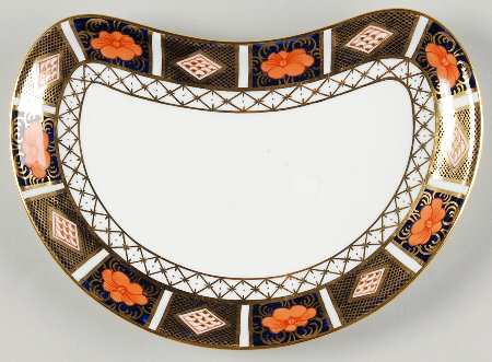 Border Imari Crescent Salad Plate