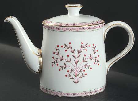 Brittany Teapot & Lid