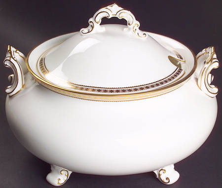 Carlton Gold Tureen &  Lid