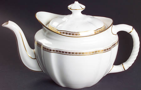 Carlton Gold Teapot & Lid
