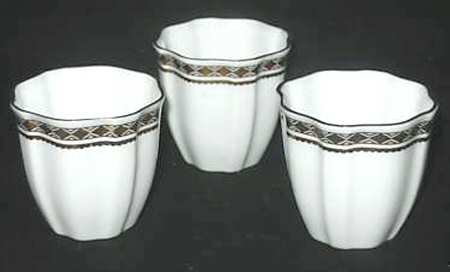 Carlton Gold Single Egg Cup