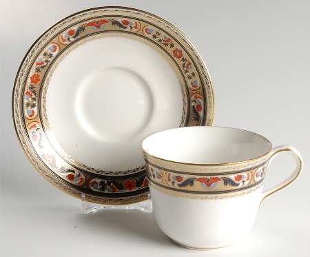 Chardonnay Flat Cup & Saucer Set