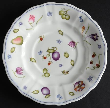 Chatsworth (Scalloped, Fruit) Underplate for Gravy Boat