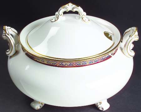 Dauphin Tureen &  Lid