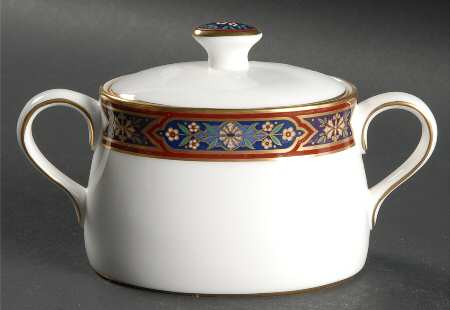 Dauphin Sugar Bowl & Lid