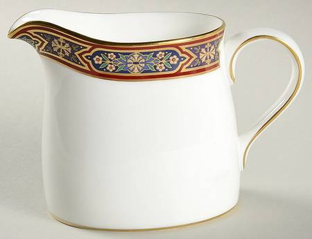 Dauphin Creamer