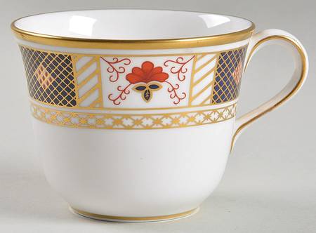 Derby Border Flat Cup