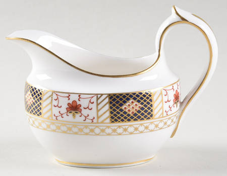Derby Border Creamer