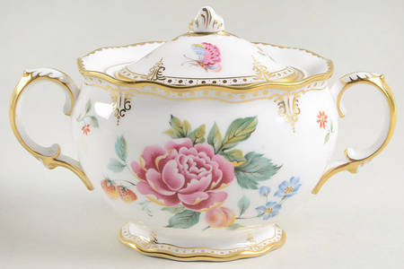 Derby Days (Royal Shape) Sugar Bowl & Lid