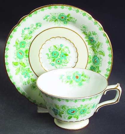 Derby Dale Footed Cup & Saucer Set
