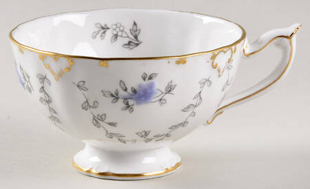 Delphine Footed Cup