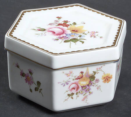 Derby Posies Music Box with Lid
