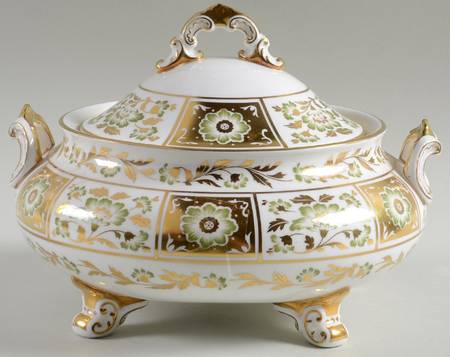 Derby Panel Green Round Covered Vegetable