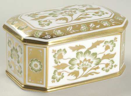 Derby Panel Green Oblong Box & Lid