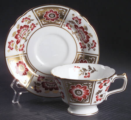 Derby Panel Red Footed Cup & Saucer Set