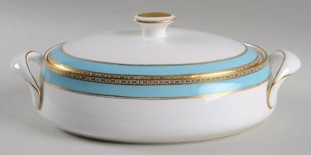 Fifth Avenue Oval Covered Vegetable