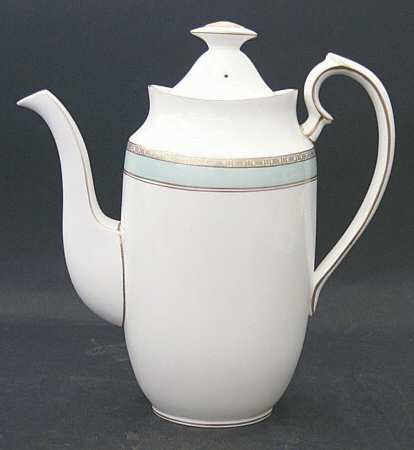 Fifth Avenue Coffee Pot & Lid