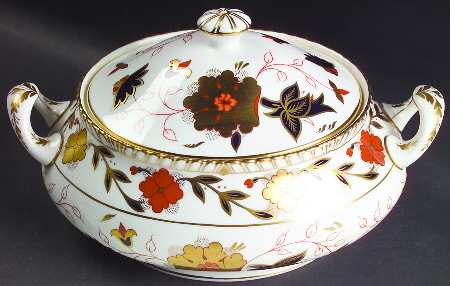 Gadroon Rose Oval Covered Vegetable