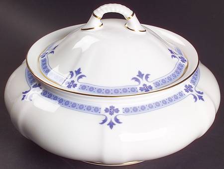 Grenville (Gold Trim) Round Covered Vegetable