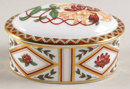 Honeysuckle Oval Box & Lid