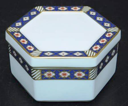 Kedleston Hexagonal Box & Lid