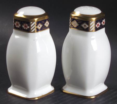 Kedleston Salt & Pepper Set