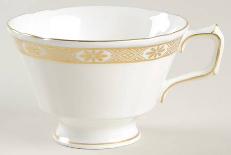 Kensington Footed Cup