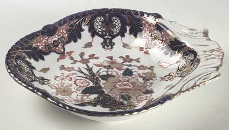 Kings (Newer Backstamp) Large Shell Shaped Dish
