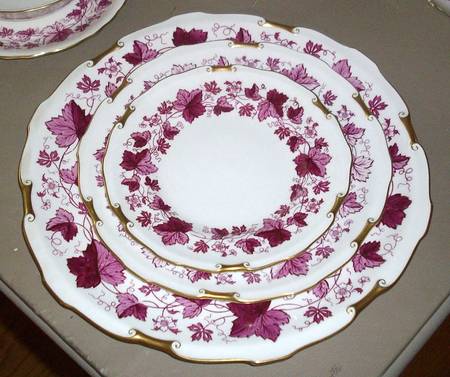 Maple Leaf Lavender by Royal Crown Derby
