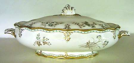 Normandie Oval Covered Vegetable
