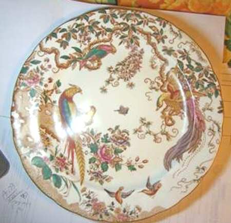 Olde Avesbury (Ely Chelsea Shape) 13" Chop Plate (Round Platter)