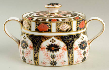 Old Imari Sugar Bowl & Lid